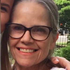 Meet your Posher, Deborah